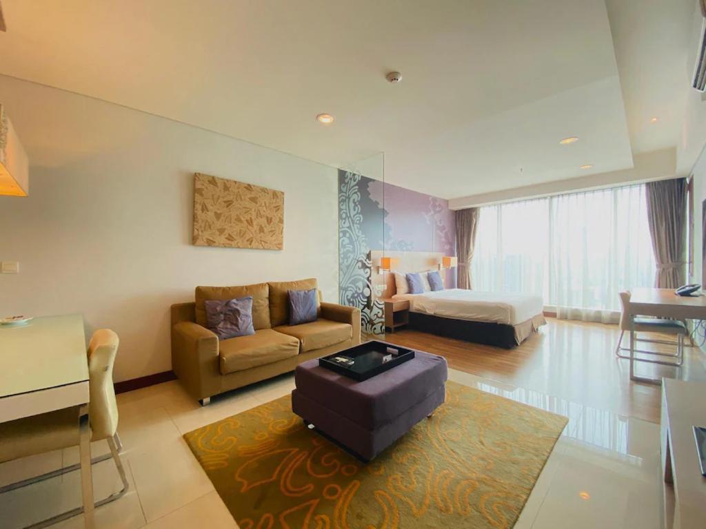 The H Tower Rasuna Suites Kuningan Jakarta By Villaloka Extérieur photo