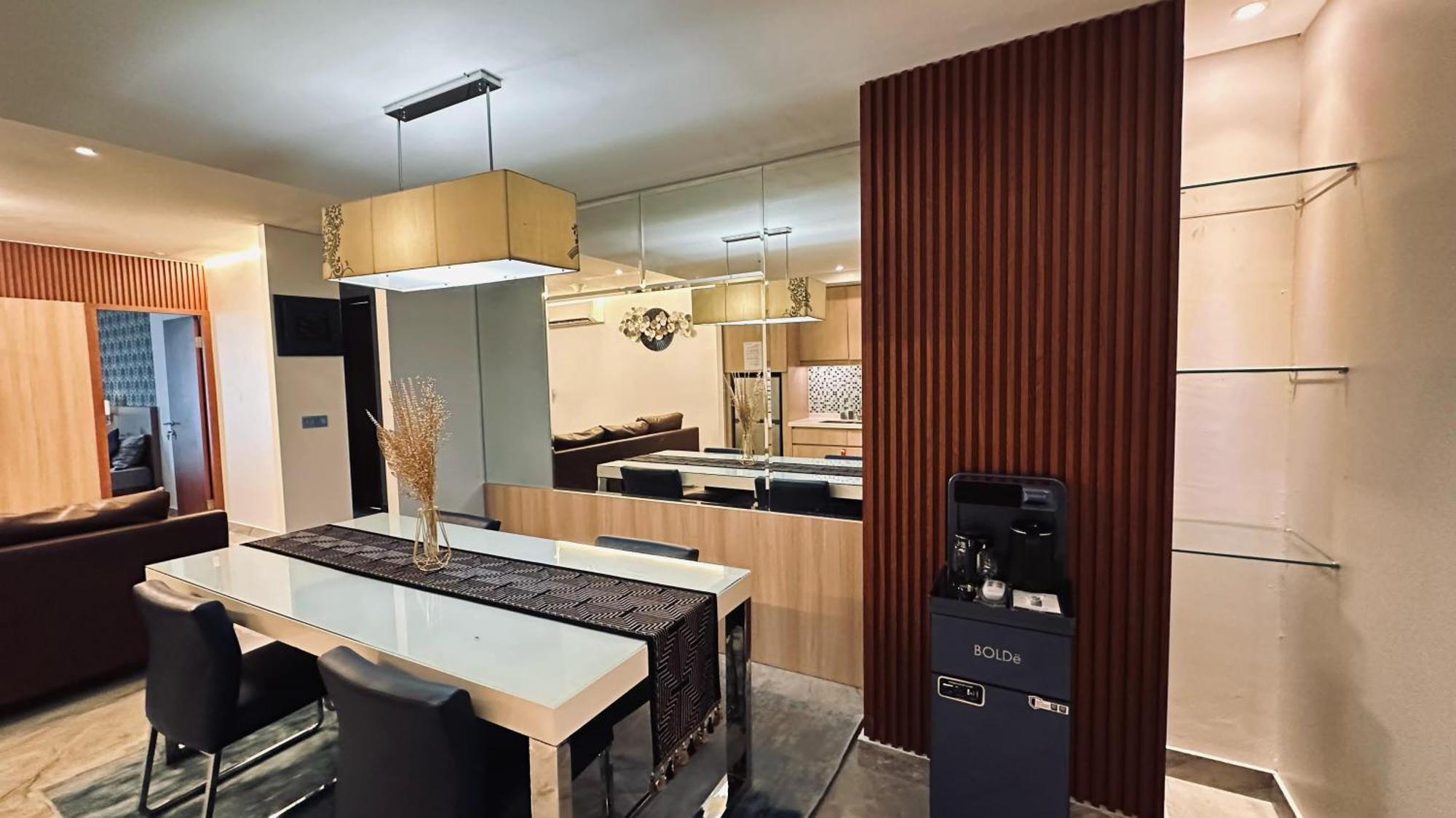 The H Tower Rasuna Suites Kuningan Jakarta By Villaloka Extérieur photo