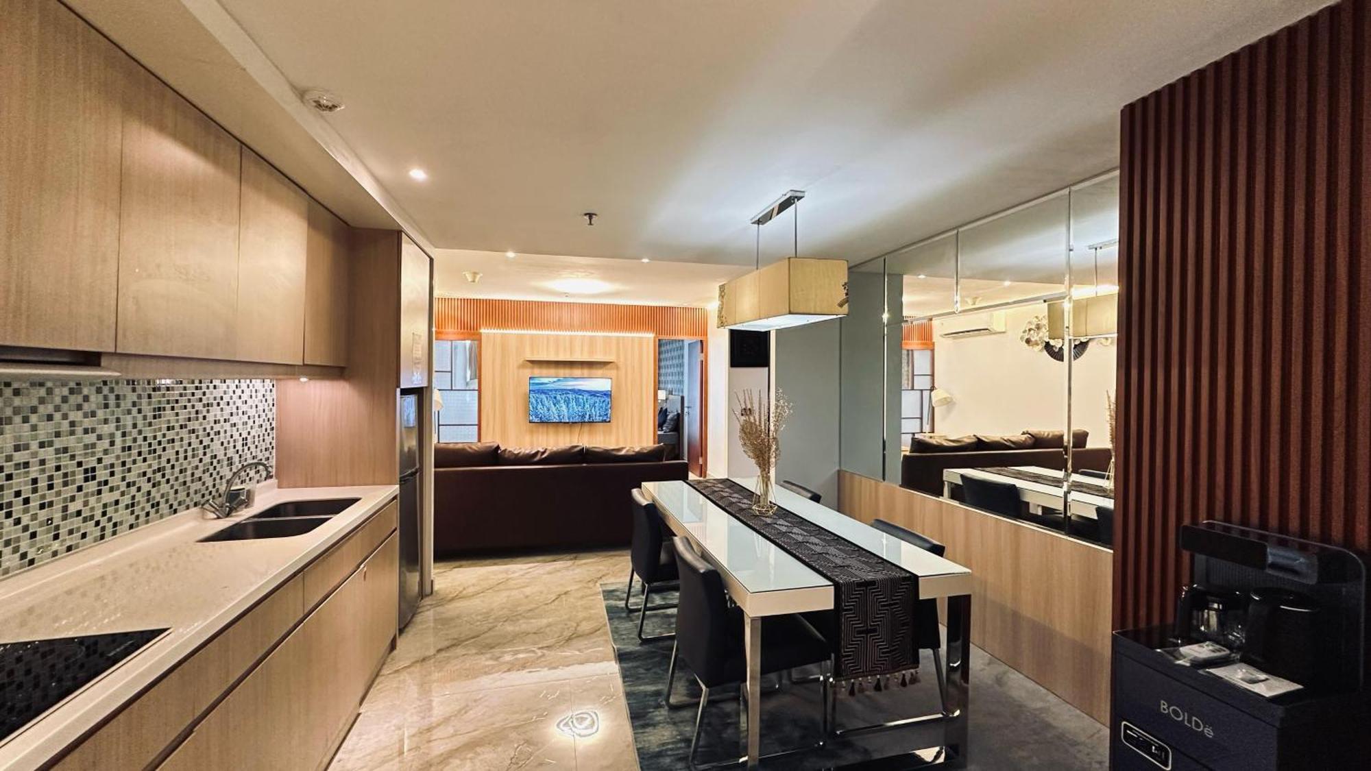The H Tower Rasuna Suites Kuningan Jakarta By Villaloka Extérieur photo