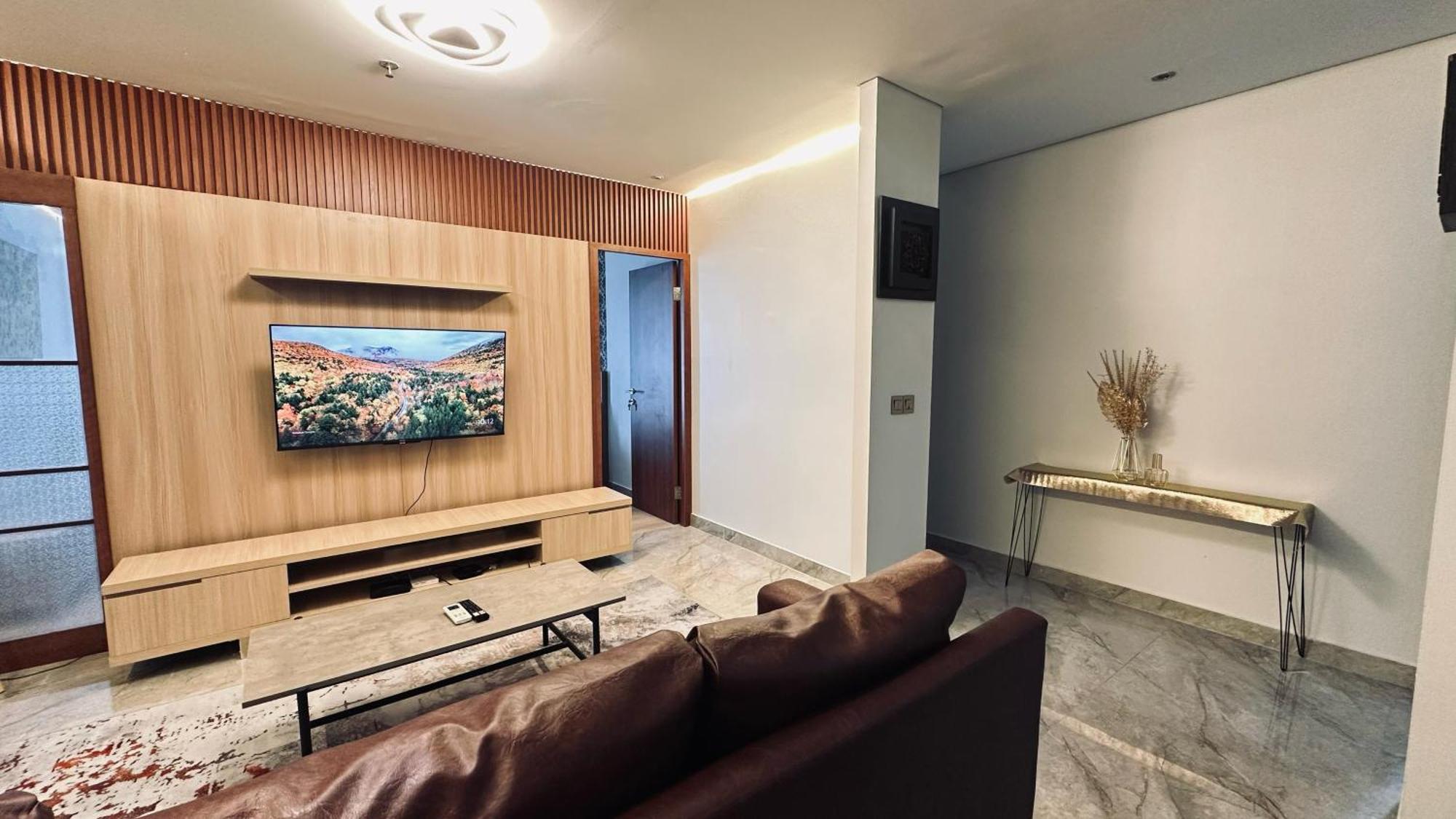 The H Tower Rasuna Suites Kuningan Jakarta By Villaloka Extérieur photo