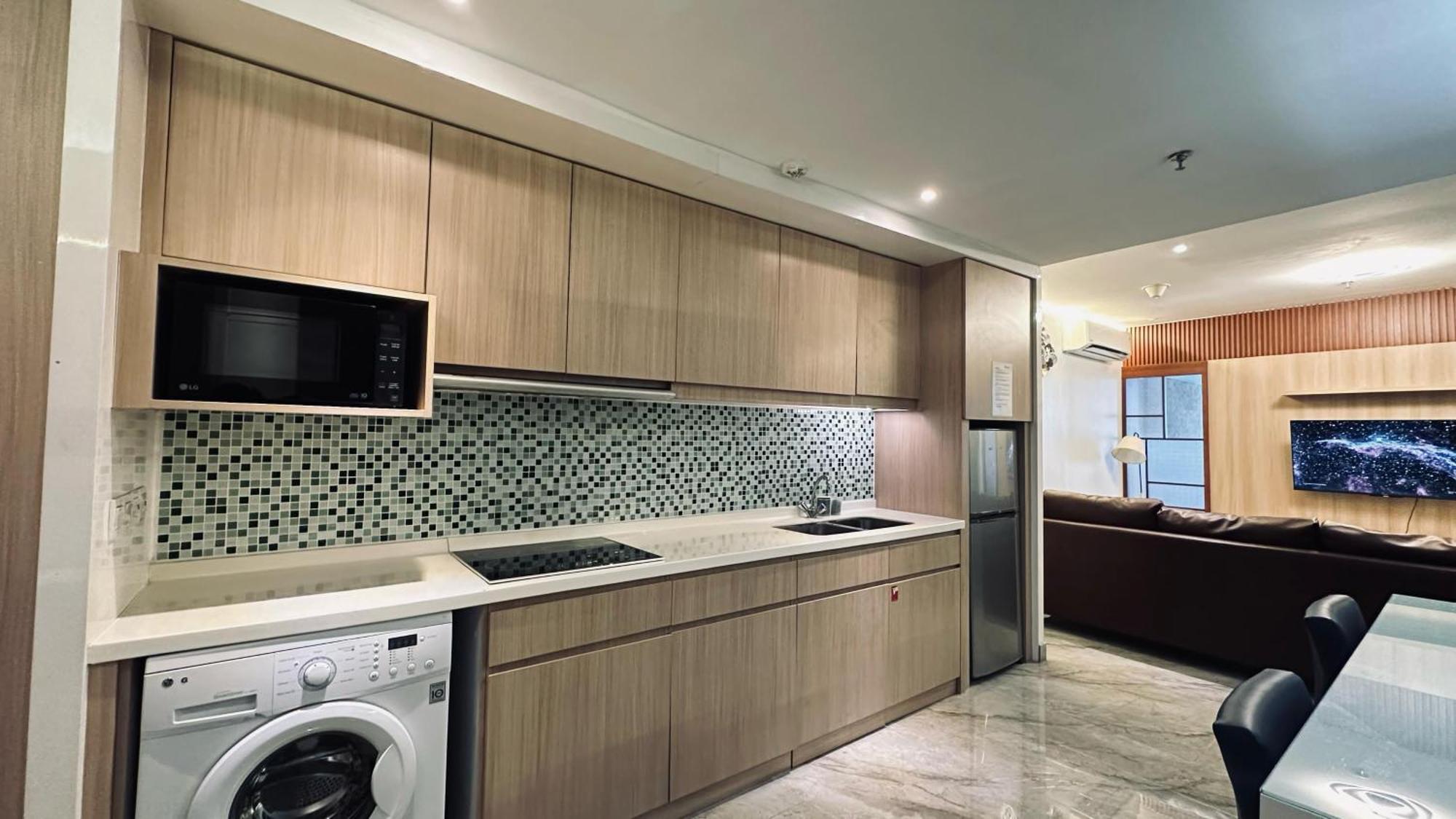 The H Tower Rasuna Suites Kuningan Jakarta By Villaloka Extérieur photo