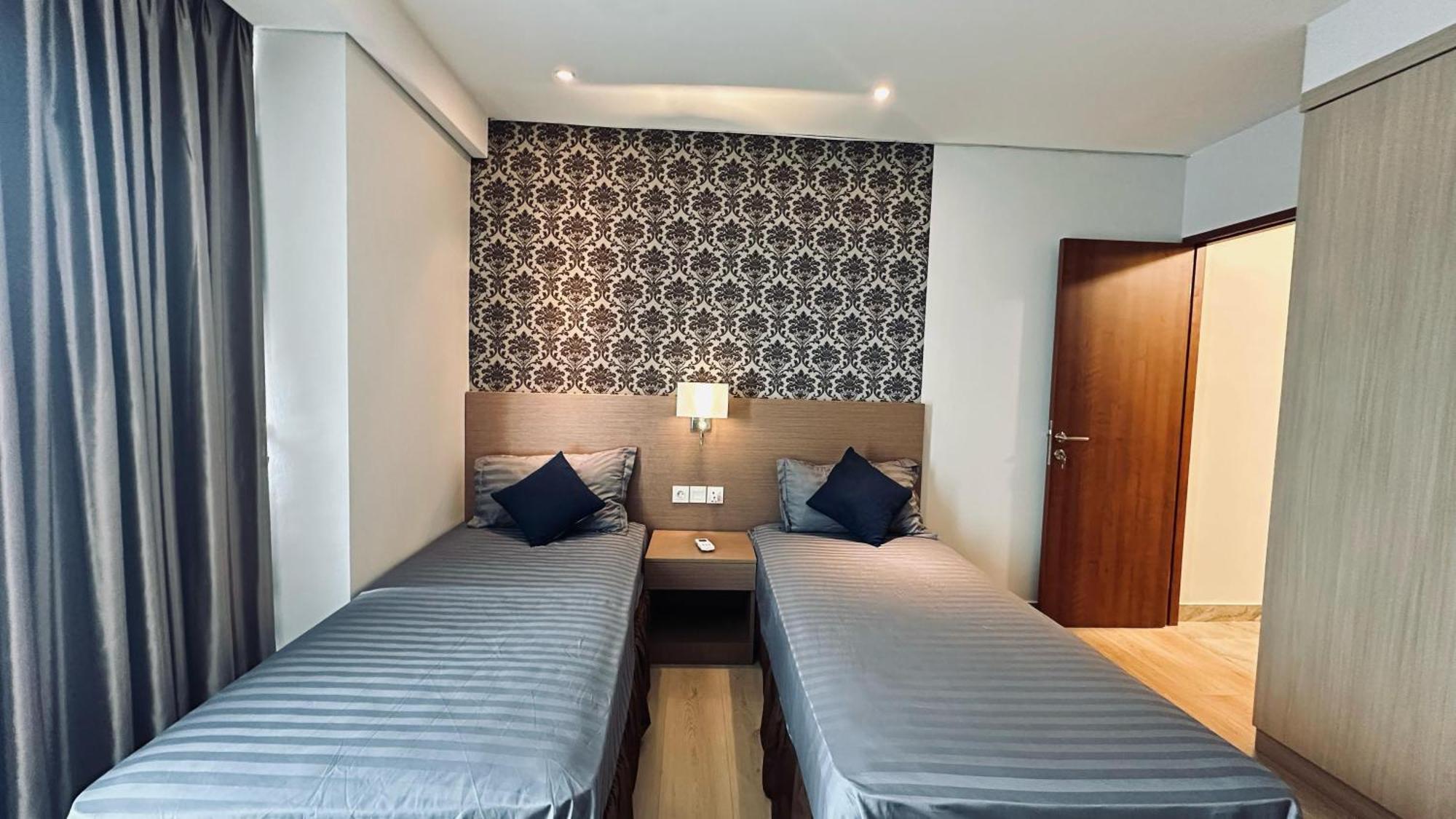 The H Tower Rasuna Suites Kuningan Jakarta By Villaloka Extérieur photo